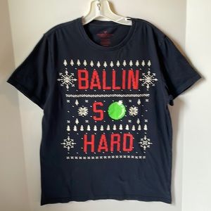 American Eagle Men's  Large T shirt Christmas